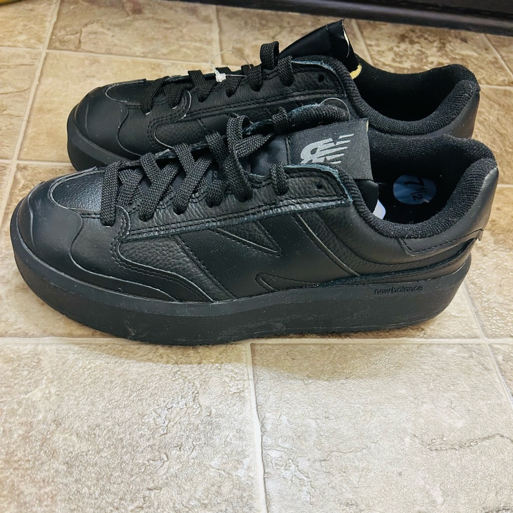 Men's Black Sneakers